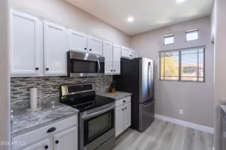 Photo #5: 7005639 Listing 