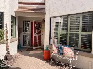 Photo #2: 7005781 Listing