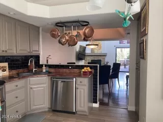 Photo #3: 7005781 Listing