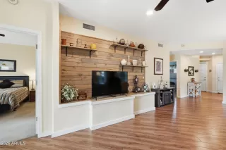 Photo #4: 7005847 Listing 