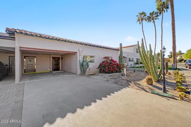 MLS: 7005866 Condo For Sale