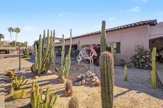 Photo #2: 7005866 Listing