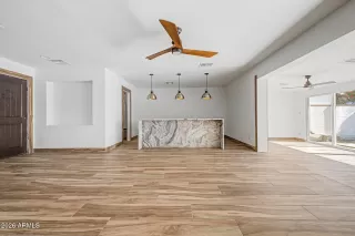 Photo #6: 7005866 Listing