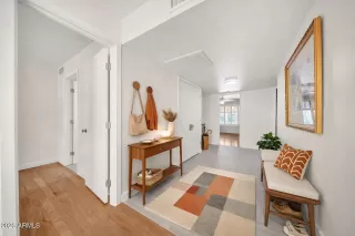 Photo #5: 7006066 Listing 