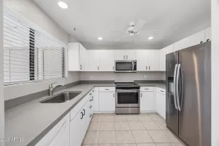 Photo #4: 7006256 Listing 