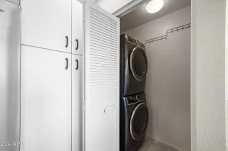 Photo #5: 7006256 Listing 