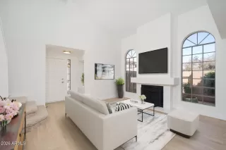 Photo #3: 7006440 Listing