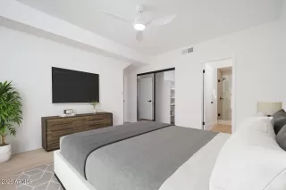 Photo #6: 7006440 Listing