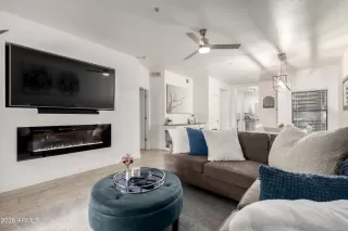 Photo #4: 7006458 Listing 