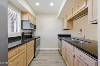 Photo #2: 7006712 Listing 