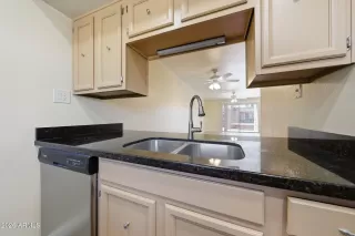 Photo #6: 7006712 Listing 