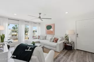 Photo #2: 7006739 Listing 