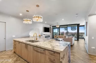 Photo #3: 7006782 Listing