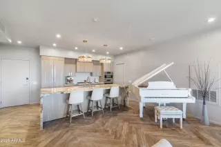 Photo #4: 7006782 Listing