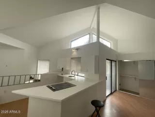 Photo #2: 7006959 Listing