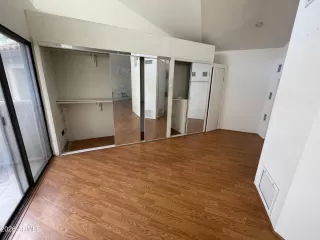 Photo #5: 7006959 Listing