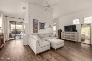 Photo #5: 7007106 Listing 