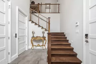 Photo #3: 7007143 Listing