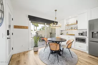 Photo #4: 7007315 Listing