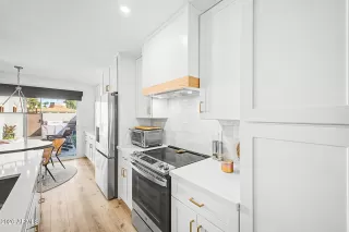 Photo #5: 7007315 Listing