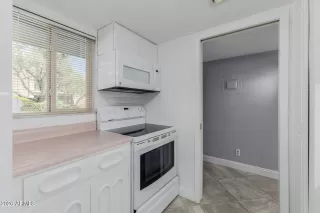 Photo #5: 7008085 Listing 