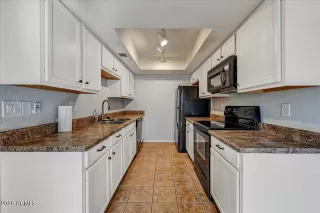 Photo #5: 7008099 Listing