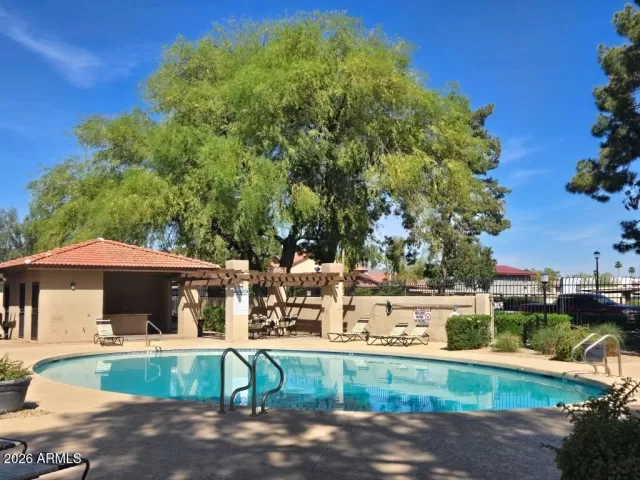 MLS: 7008415 Condo For Sale