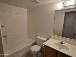 Photo #6: 7008415 Listing 