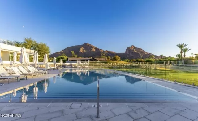 MLS: 7008425 Condo For Sale