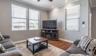 Photo #6: 7008860 Listing