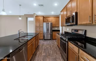 Photo #4: 7008942 Listing