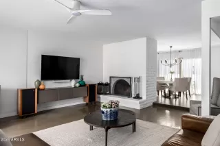 Photo #4: 7008955 Listing