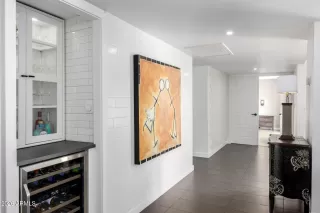 Photo #6: 7008955 Listing