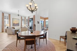 Photo #6: 7008987 Listing 