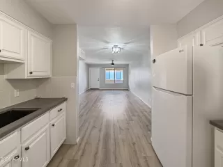 Photo #3: 7009059 Listing