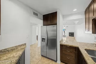 Photo #6: 7009101 Listing 