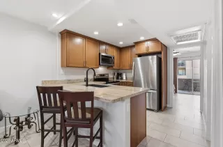 Photo #1: 7009119 Listing 