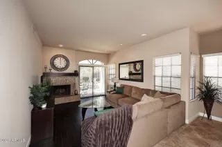 Photo #5: 7009327 Listing 