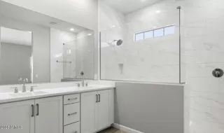 Photo #2: 7009490 Listing