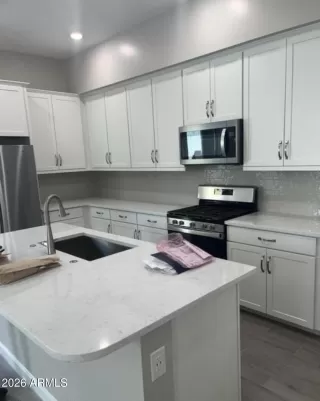 Photo #6: 7009490 Listing