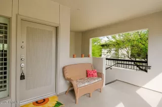 Photo #5: 7009659 Listing