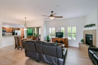 Photo #6: 7009659 Listing