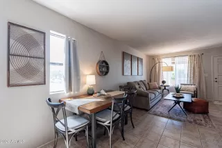 Photo #4: 7009834 Listing 