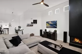 Photo #1: 7010096 Listing 