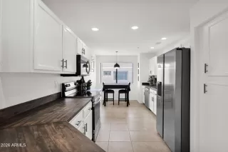 Photo #4: 7010096 Listing 