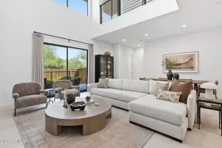 Photo #5: 7010269 Listing 