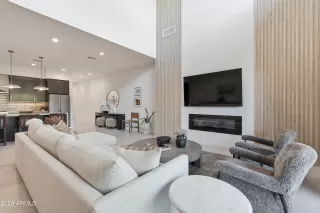 Photo #6: 7010269 Listing 