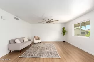 Photo #4: 7010458 Listing