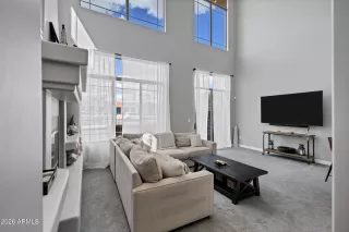 Photo #2: 7010601 Listing