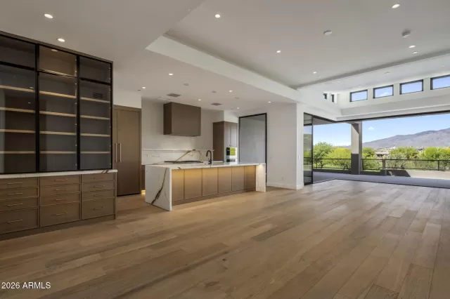 MLS: 7010621 Condo For Sale